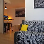 Διαμέρισμα Le Faubourg-raines - Chaleureux A 5mn De La Gare *