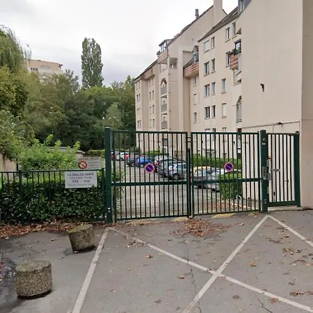 Le Faubourg-raines - Chaleureux A 5mn De La Gare アパート *