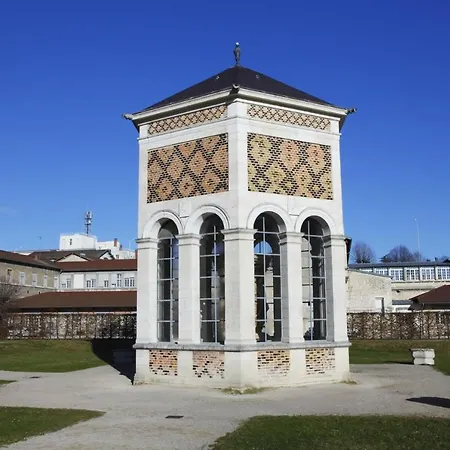 Le Faubourg-raines - Chaleureux A 5mn De La Gare 아파트 디종