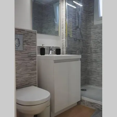 Le Faubourg-raines - Chaleureux A 5mn De La Gare *