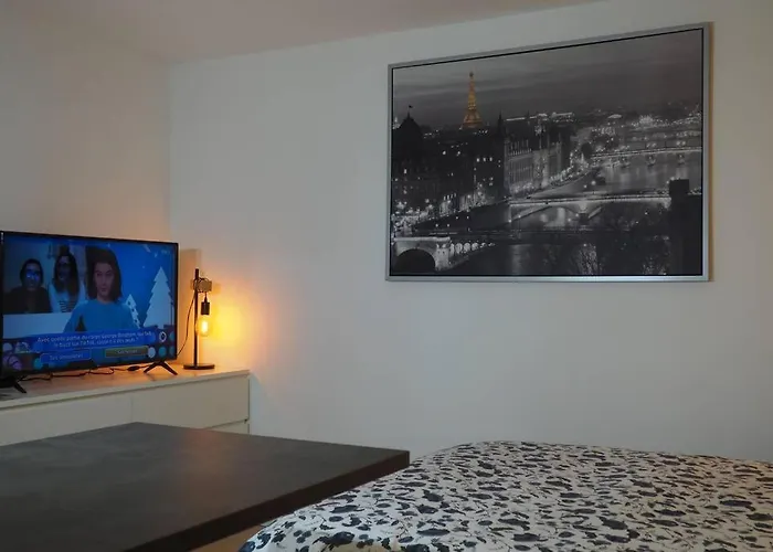 Le Faubourg-raines - Chaleureux A 5mn De La Gare *