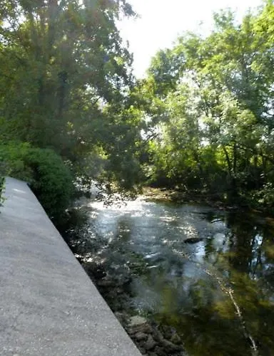 Apartment Le Faubourg-raines - Chaleureux A 5mn De La Gare *