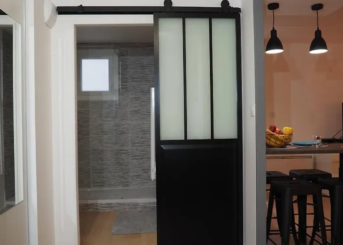 Le Faubourg-raines - Chaleureux A 5mn De La Gare شقة