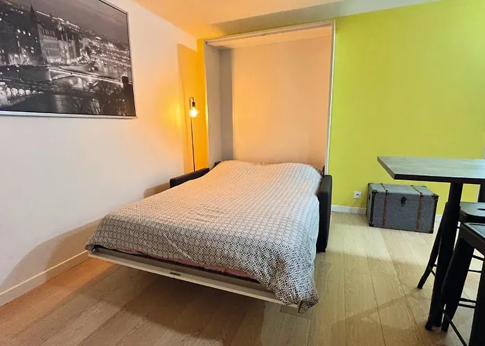 Le Faubourg-raines - Chaleureux A 5mn De La Gare Apartment *